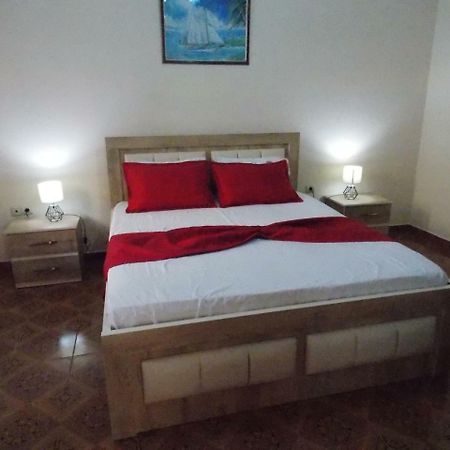 Apartment Dejvi Sarandë Exteriér fotografie