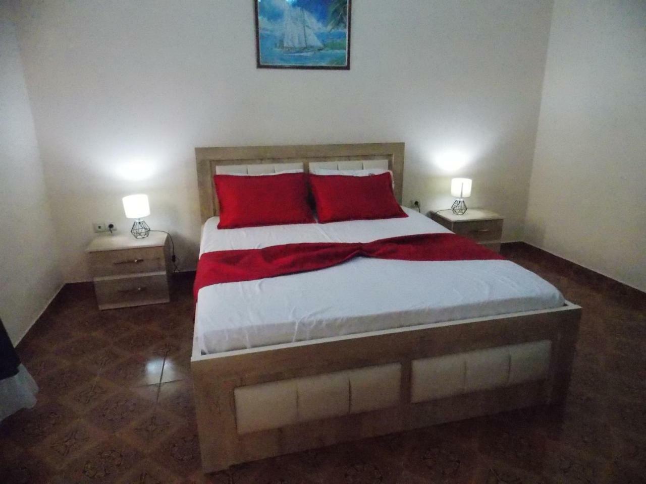 Apartment Dejvi Sarandë Exteriér fotografie