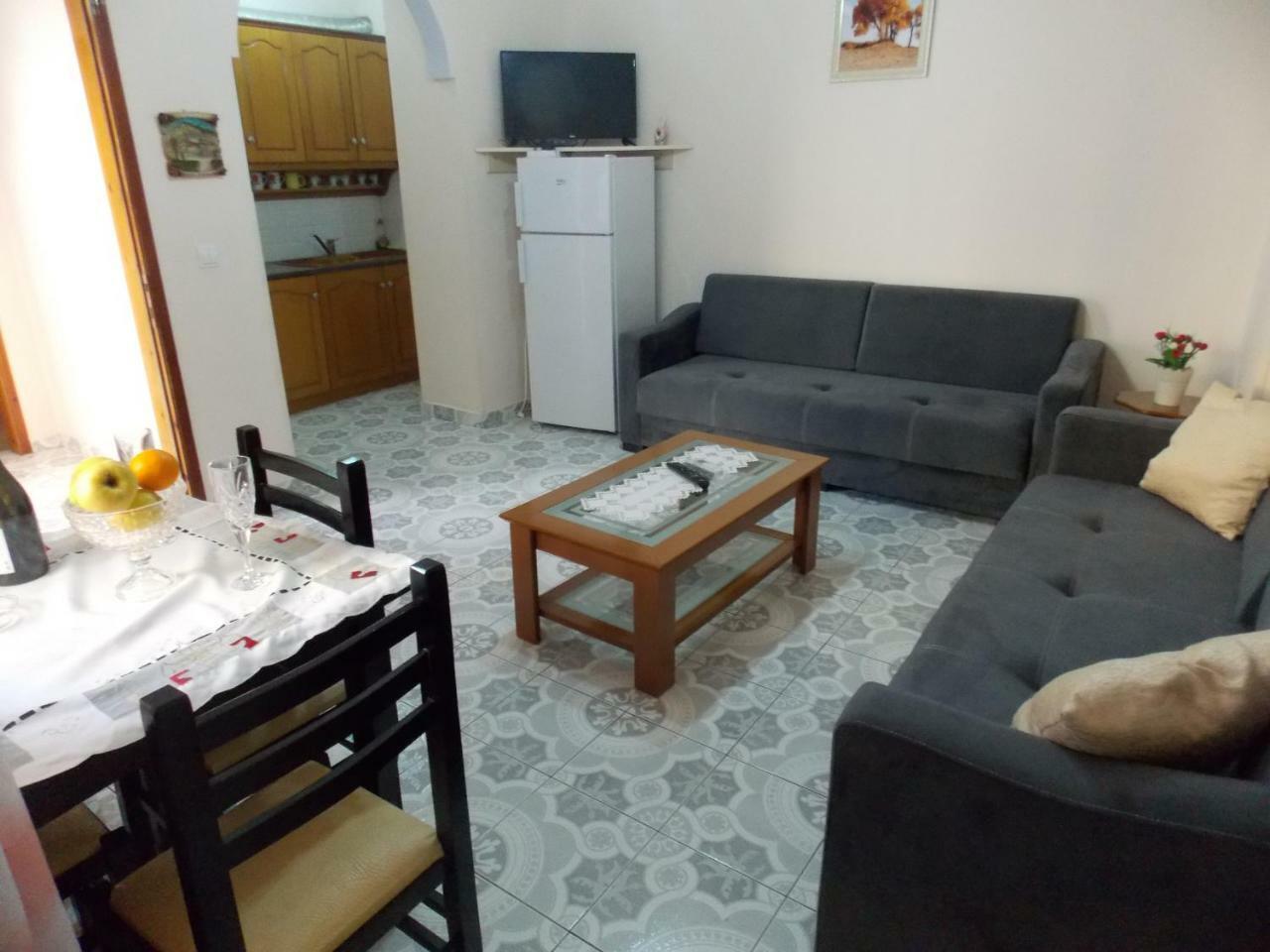 Apartment Dejvi Sarandë Exteriér fotografie