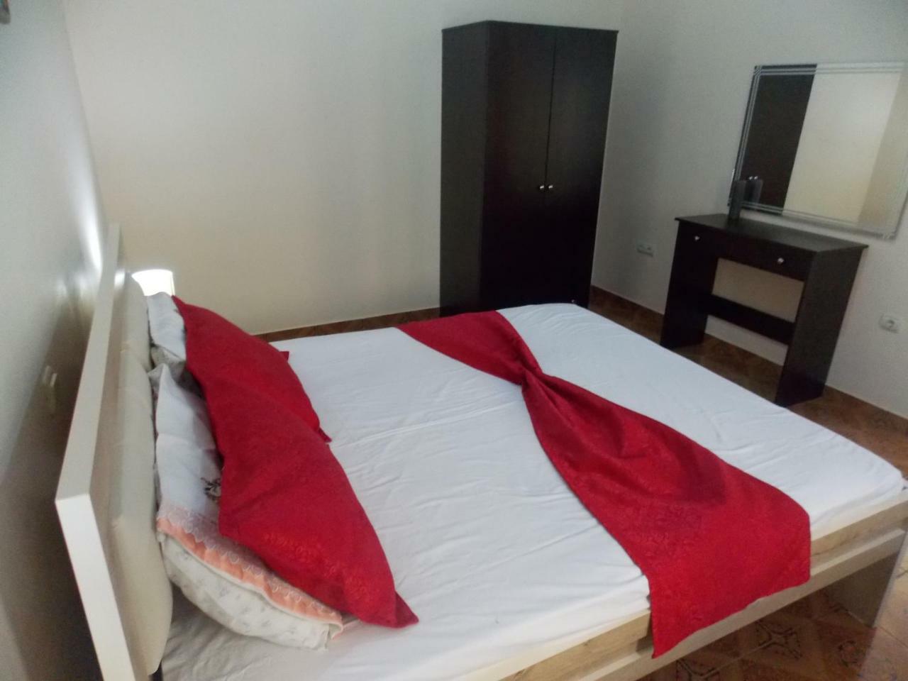 Apartment Dejvi Sarandë Exteriér fotografie