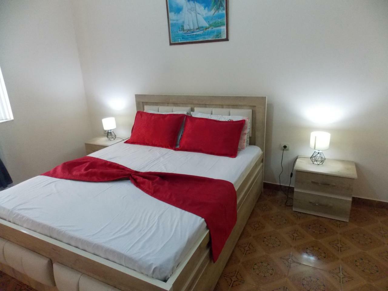 Apartment Dejvi Sarandë Exteriér fotografie