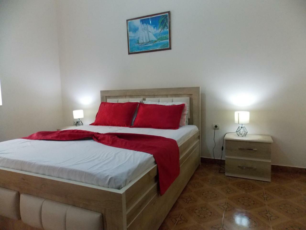 Apartment Dejvi Sarandë Exteriér fotografie