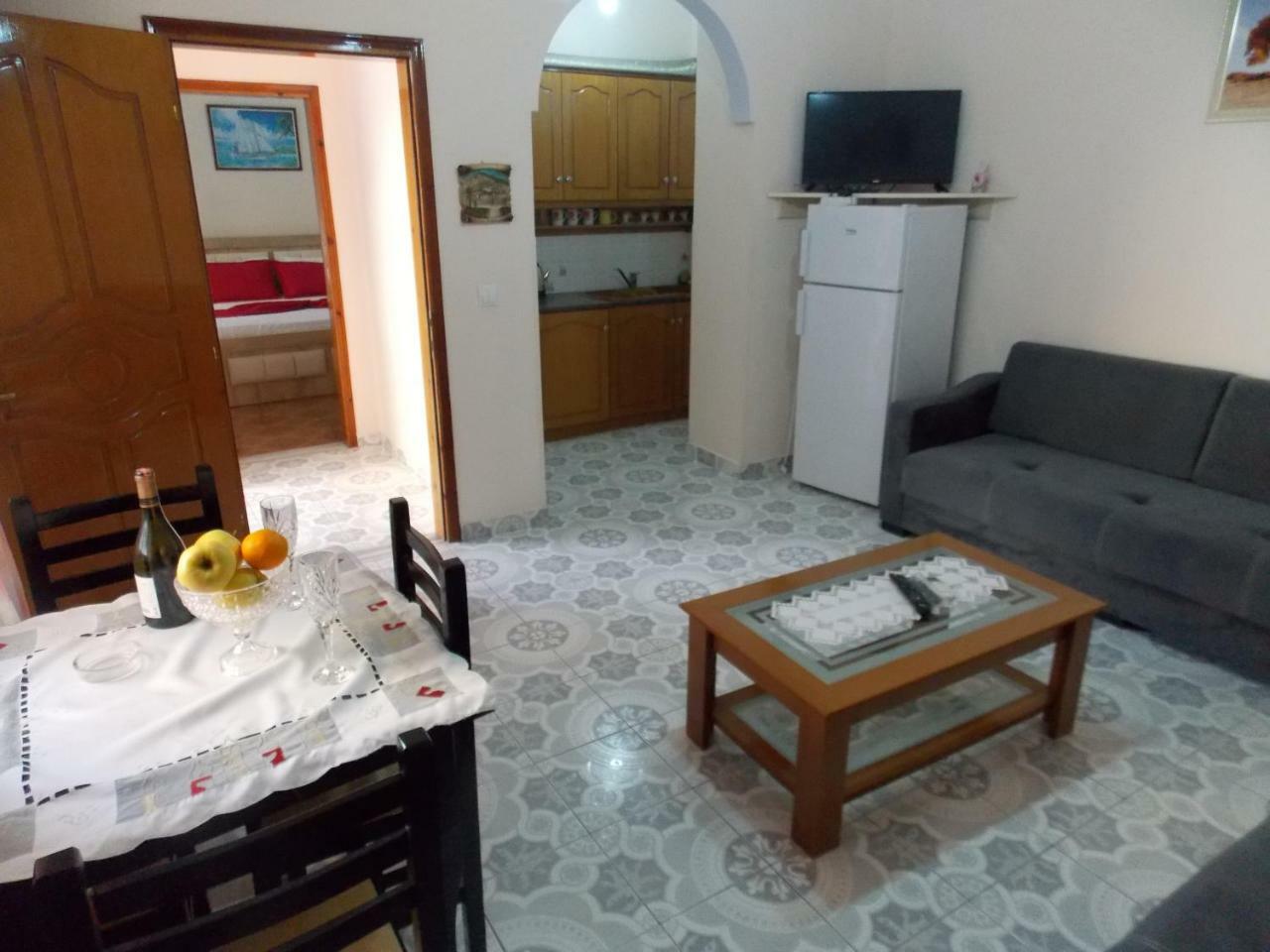 Apartment Dejvi Sarandë Exteriér fotografie