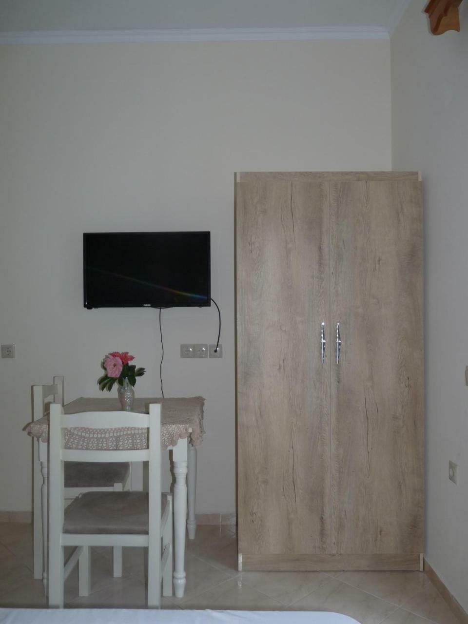 Apartment Dejvi Sarandë Exteriér fotografie