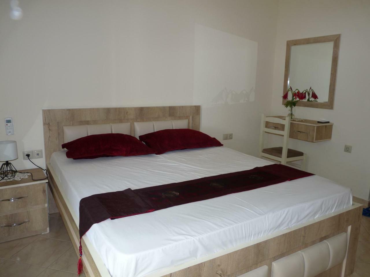 Apartment Dejvi Sarandë Exteriér fotografie